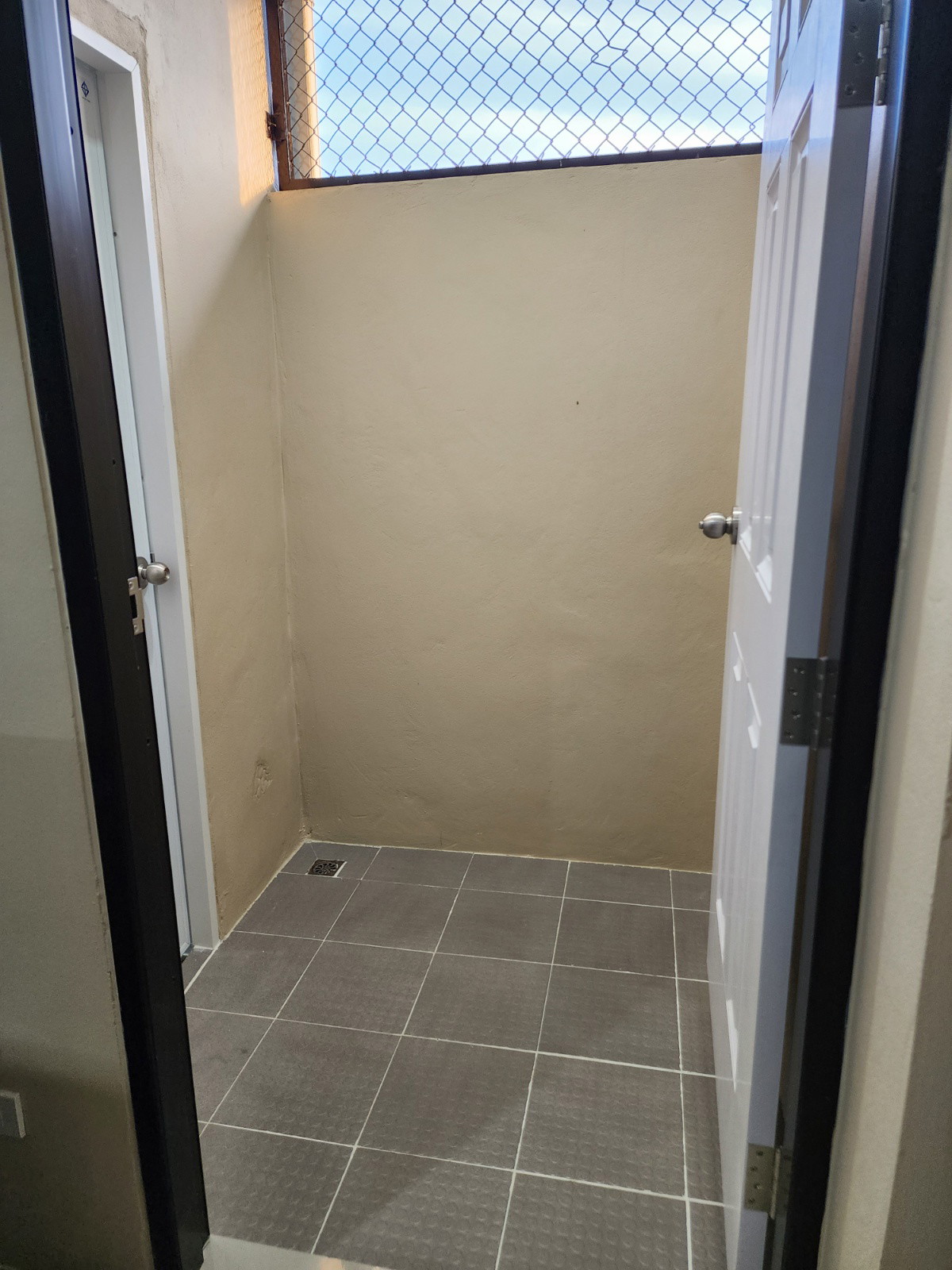 1 Bed Condo — photo 4