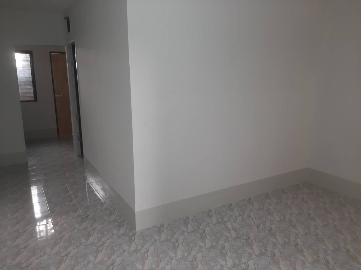 1 Bed Condo — photo 1