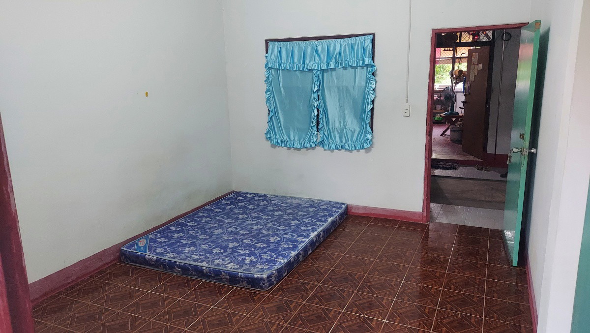 1 Bed Condo — photo 1
