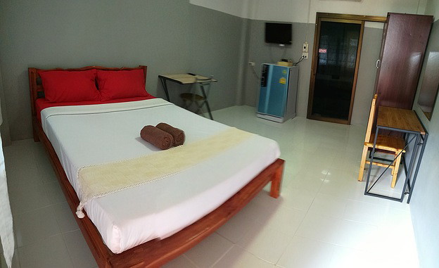 1 Bed Condo — photo 4