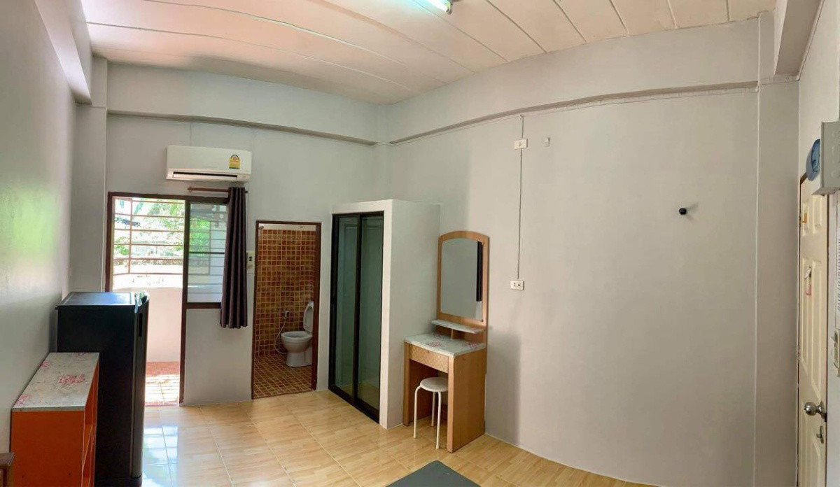 1 Bed Condo — photo 5