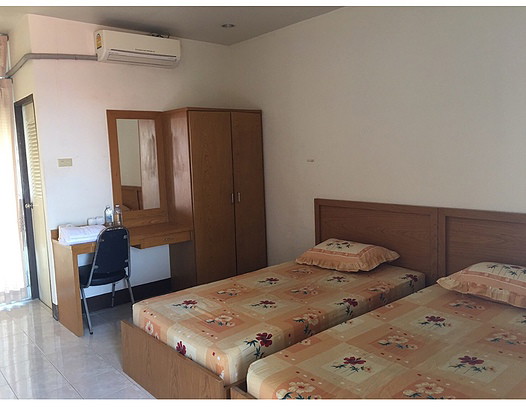 1 Bed Condo — photo 4