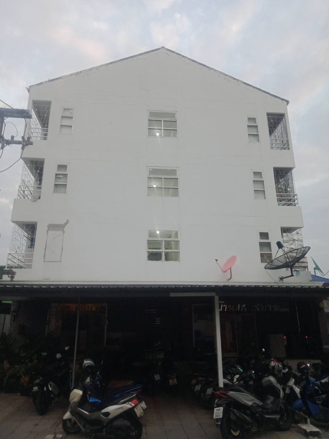 Condo · pathum_thani — photo 1