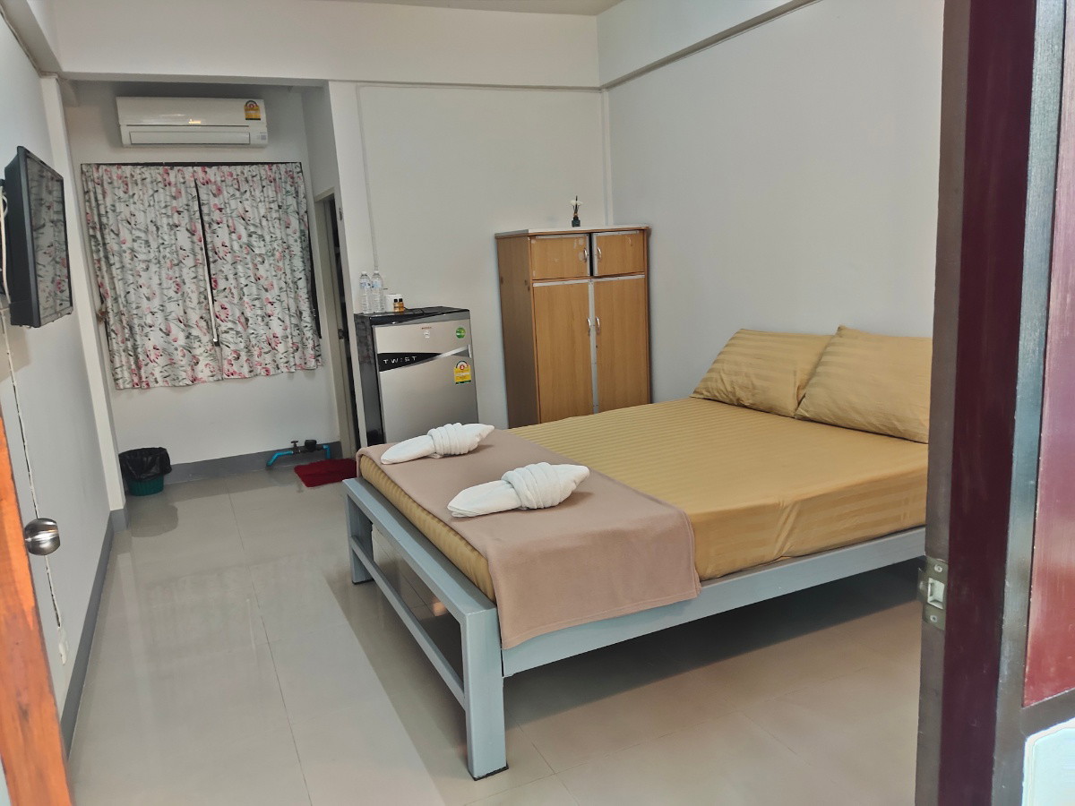 1 Bed Condo · Bangkok Noi, bangkok — photo 2