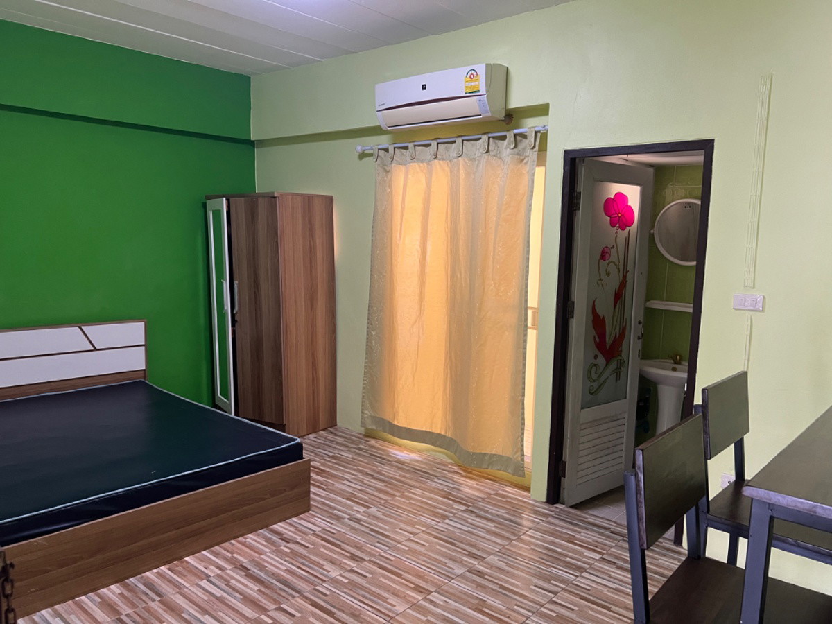 1 Bed Condo · Thon Buri, bangkok — photo 4