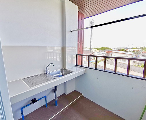 1 Bed Condo — photo 4
