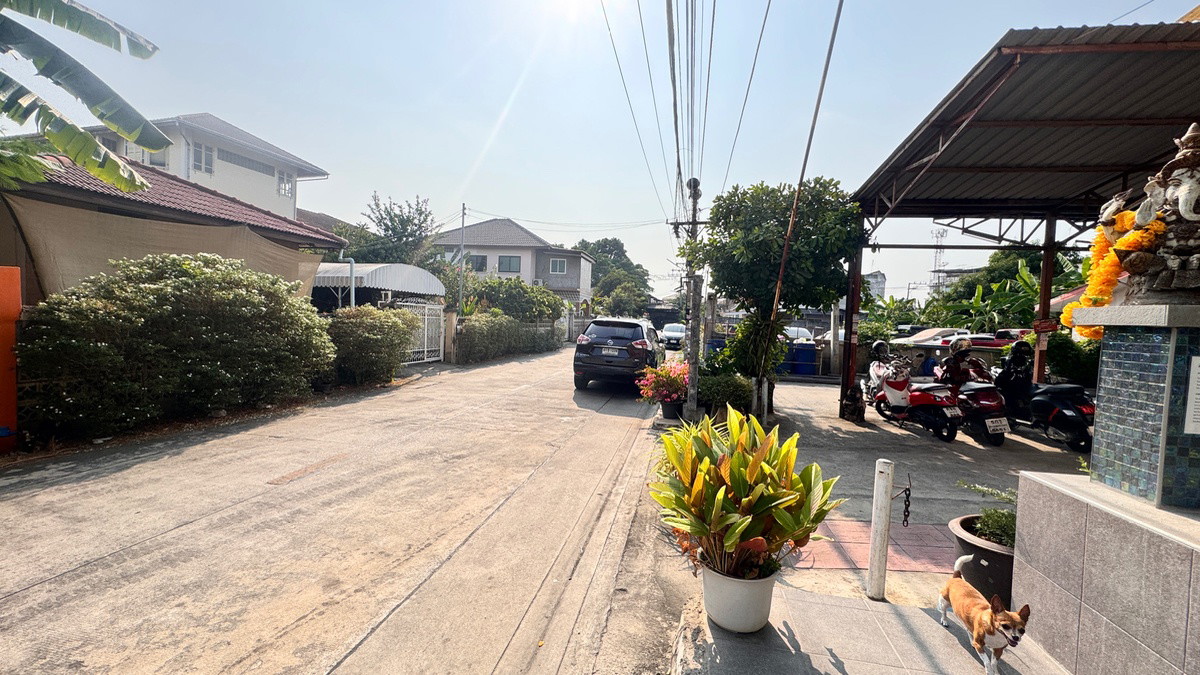 Condo · pathum_thani — photo 3