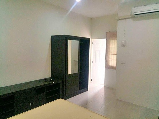Condo — photo 1