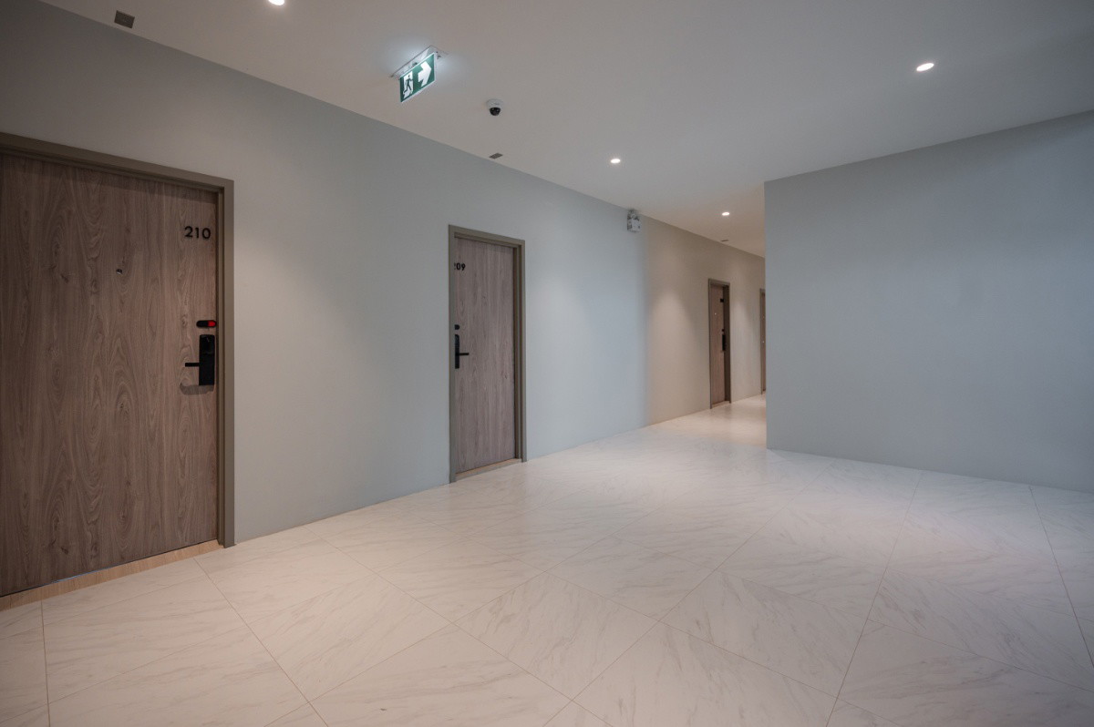 1 Bed Condo — photo 4