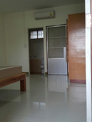 1 Bed Condo — photo 4