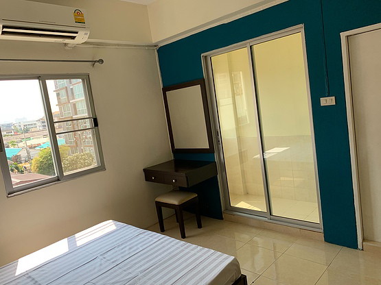 1 Bed Condo · Huai Khwang, bangkok