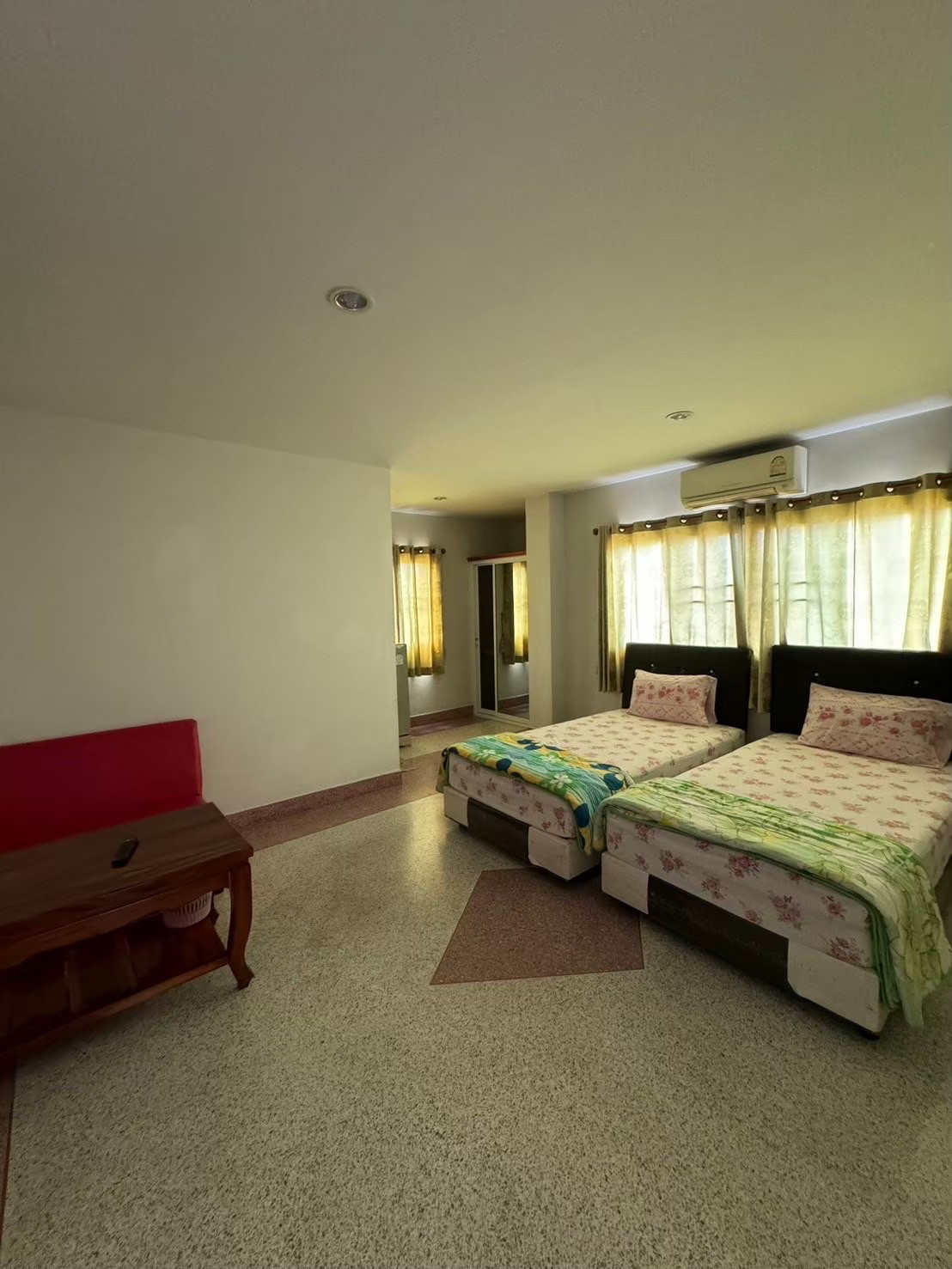1 Bed Condo — photo 5