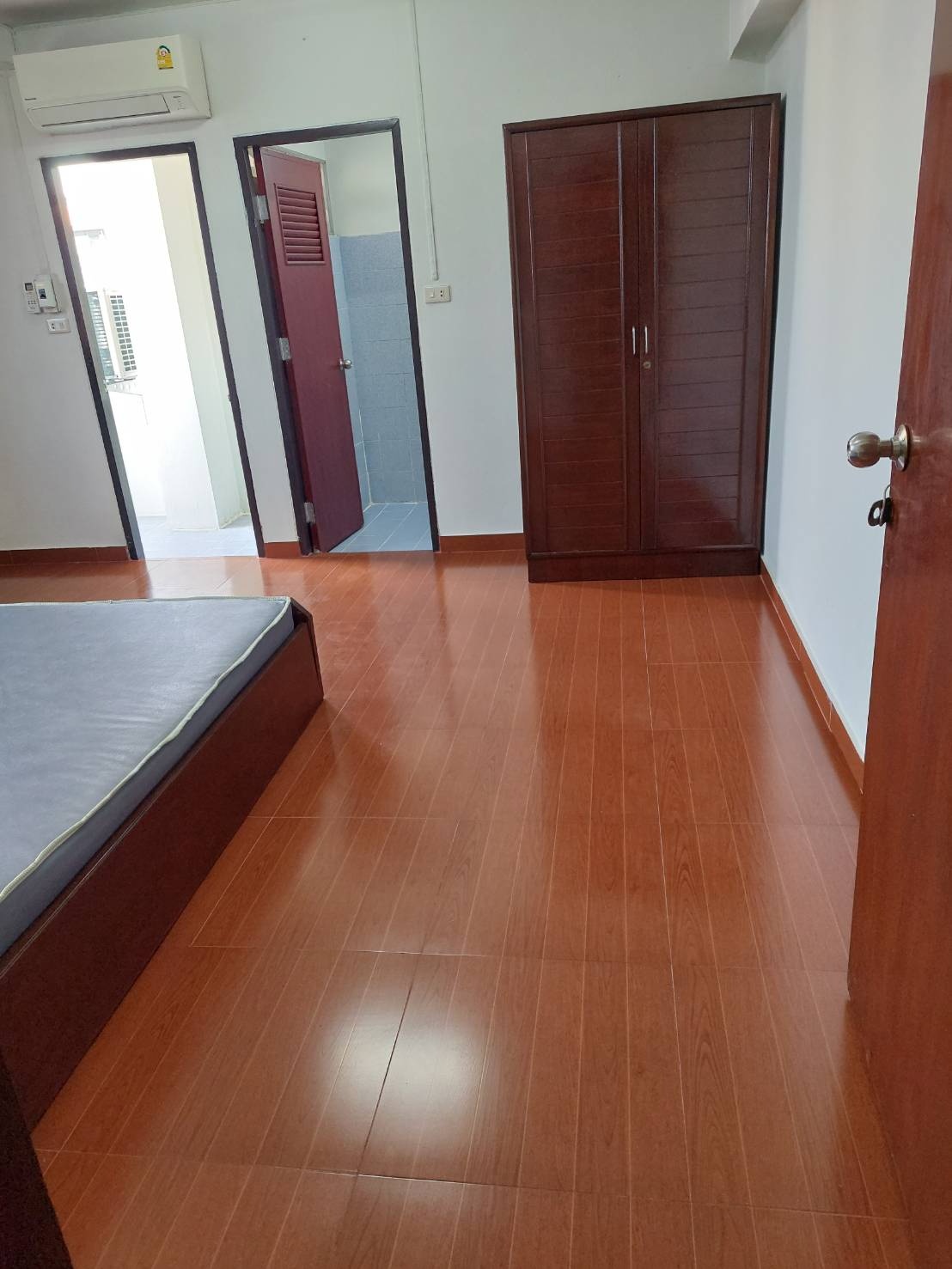 1 Bed Condo · Huai Khwang, bangkok — photo 3