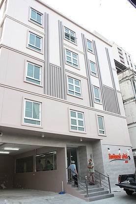 1 Bed Condo · Watthana, bangkok
