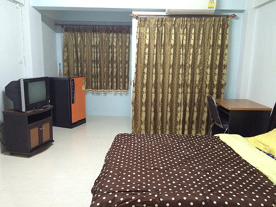 1 Bed Condo · Mueang Chon Buri, chon_buri — photo 2