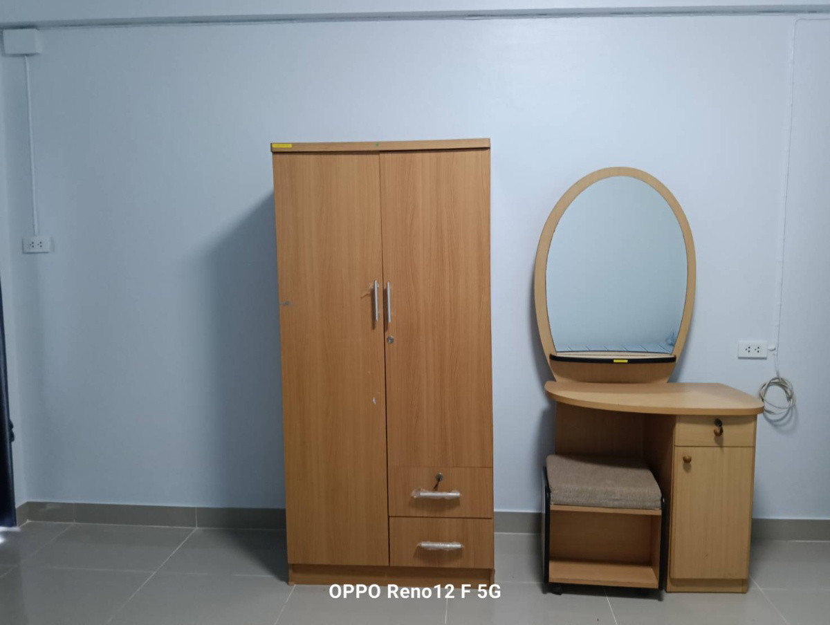 1 Bed Condo — photo 3
