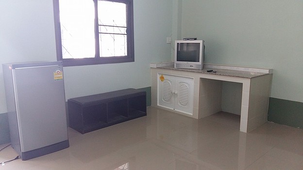 1 Bed Condo — photo 3