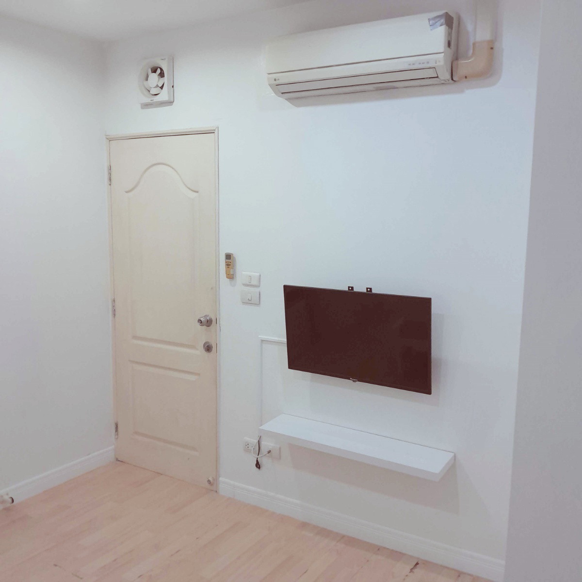 1 Bed Condo · Bang Khen, bangkok — photo 2