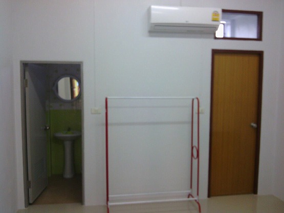 1 Bed Condo — photo 4
