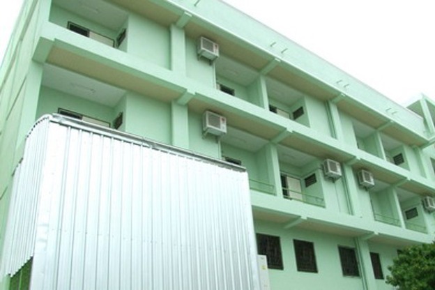 Condo — photo 1
