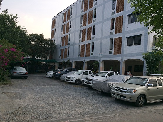 Condo · Phra Khanong, bangkok