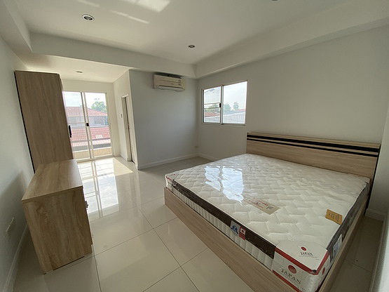 1 Bed Condo · Bang Khae, bangkok — photo 1