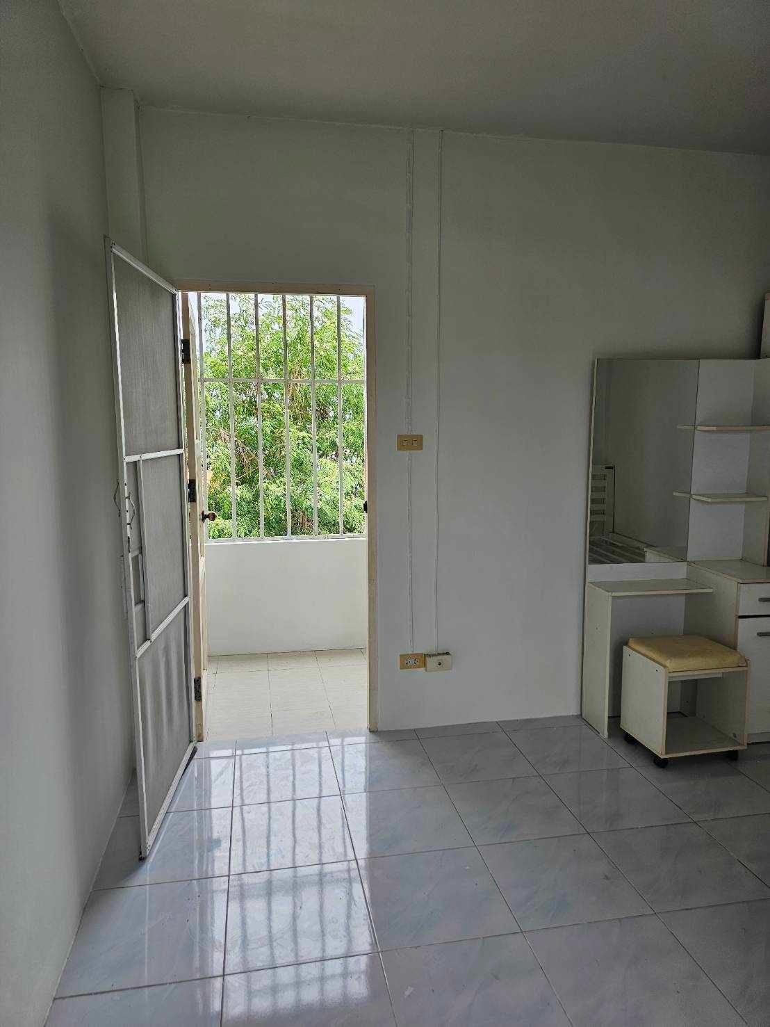 1 Bed Condo · Mueang Chon Buri, chon_buri — photo 2