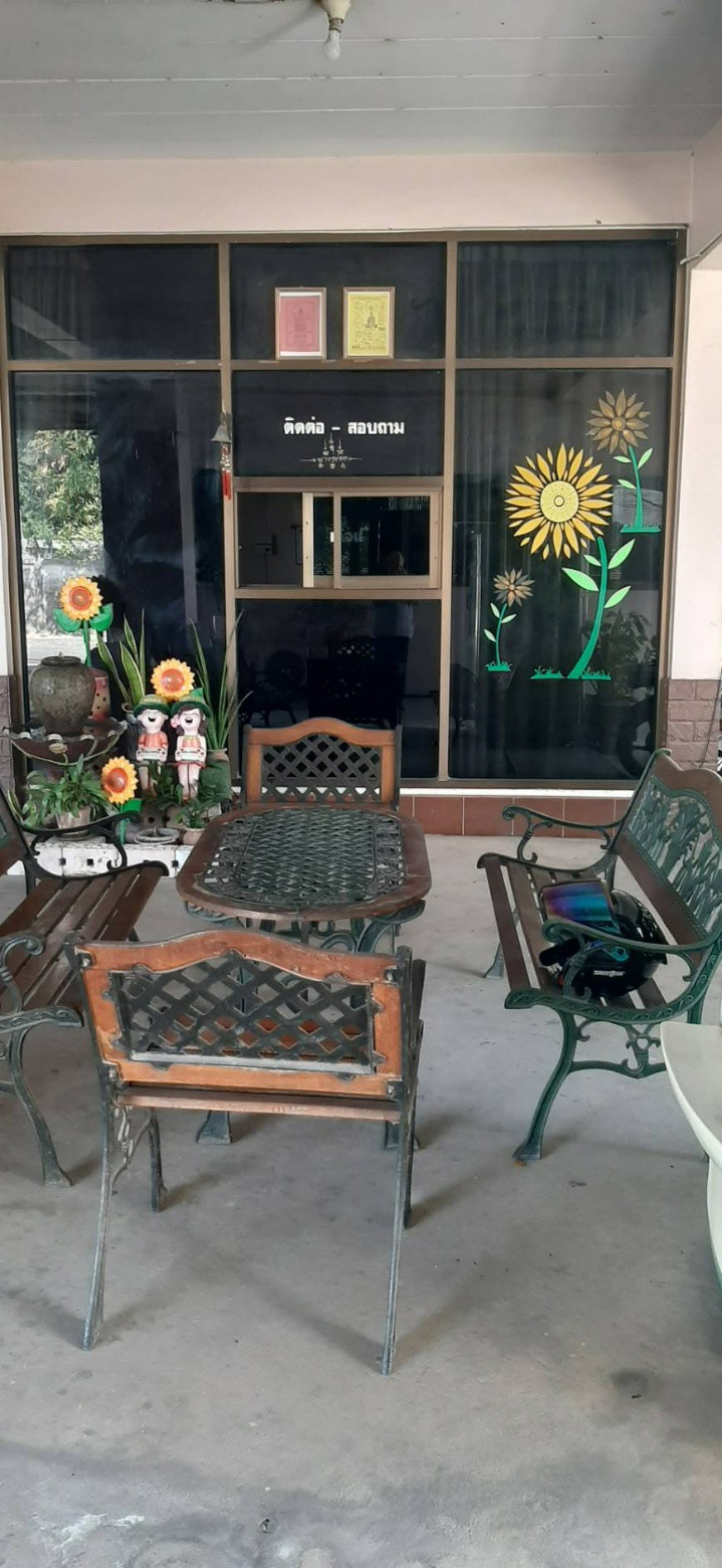 1 Bed Condo — photo 3