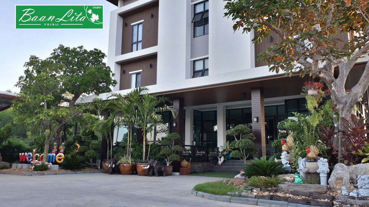 1 Bed Condo — photo 2