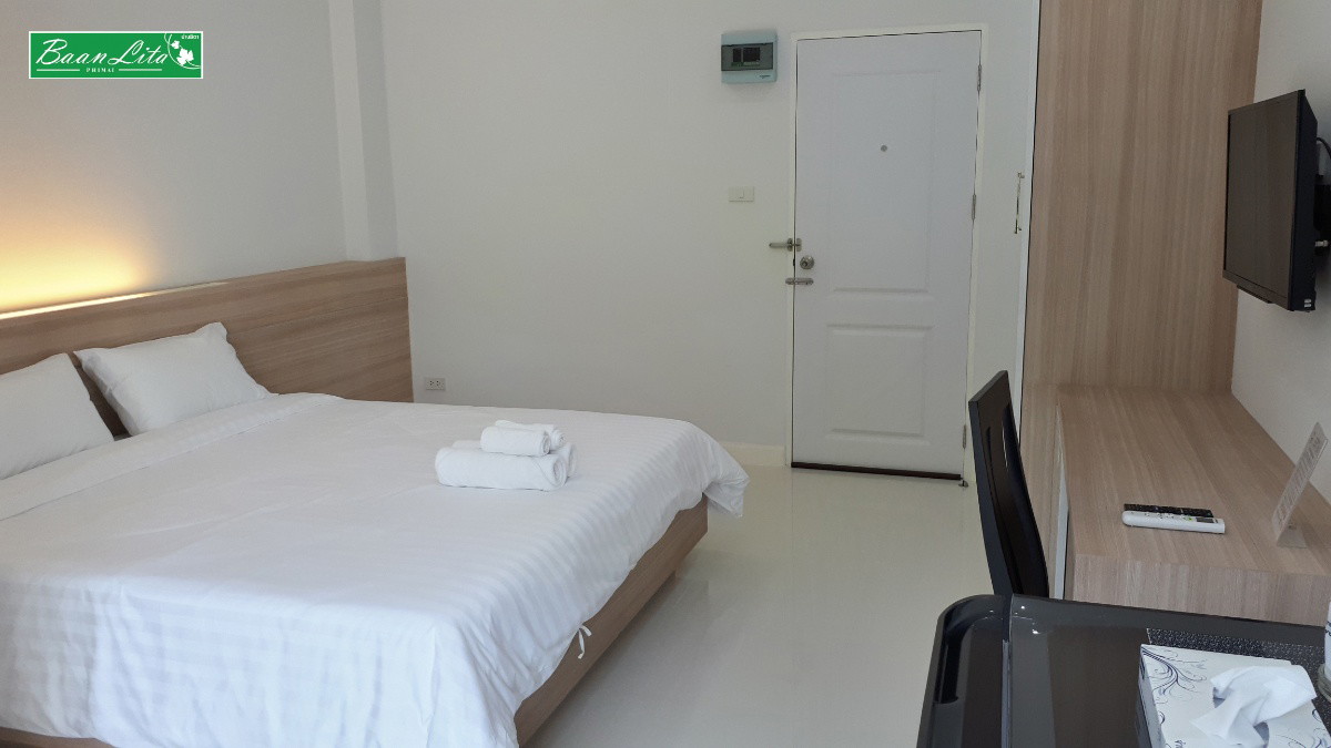 1 Bed Condo — photo 5