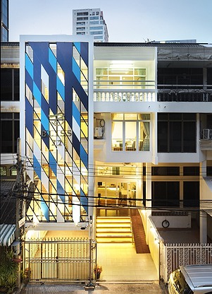 1 Bed Condo · Khlong Toei, bangkok — photo 1