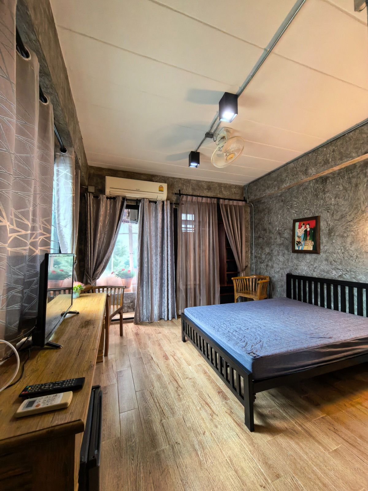 1 Bed Condo · Bangkok Noi, bangkok — photo 1
