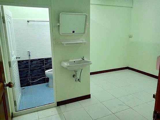 1 Bed Condo · Bang Khae, bangkok — photo 3