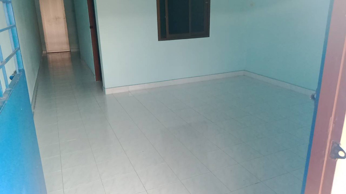 1 Bed Condo — photo 2