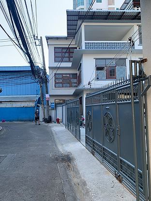 1 Bed Condo · Thon Buri, bangkok — photo 2