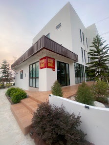 Condo — photo 1