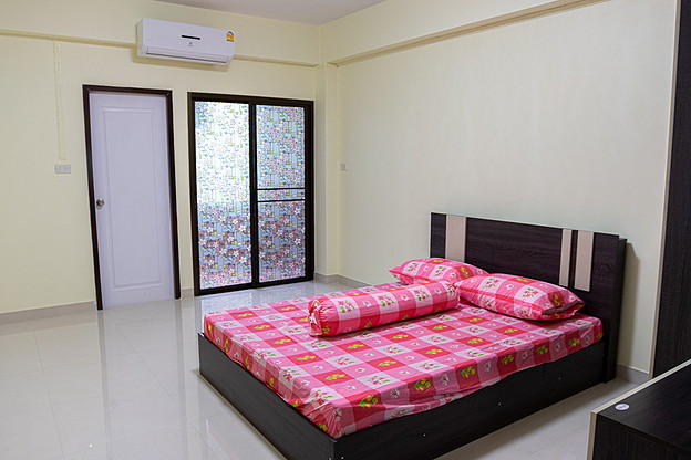 Condo · Pak Kret, nonthaburi — photo 1