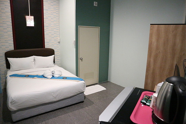 1 Bed Condo — photo 5