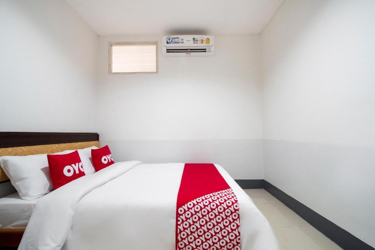 1 Bed Condo — photo 1