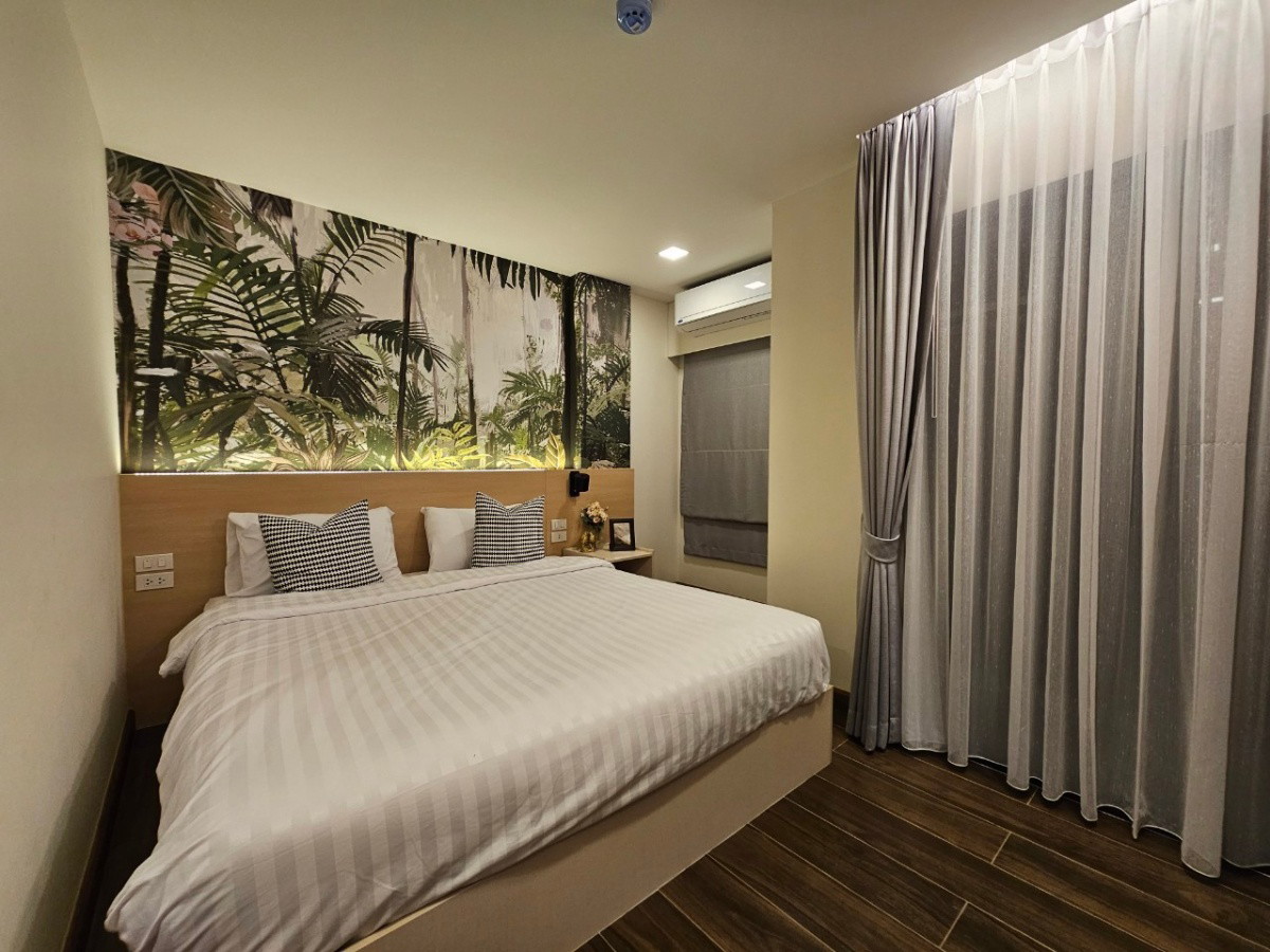 1 Bed Condo — photo 4
