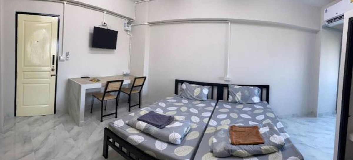 1 Bed Condo — photo 3