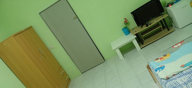 1 Bed Condo — photo 2