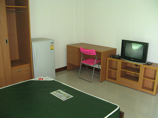 Condo — photo 1