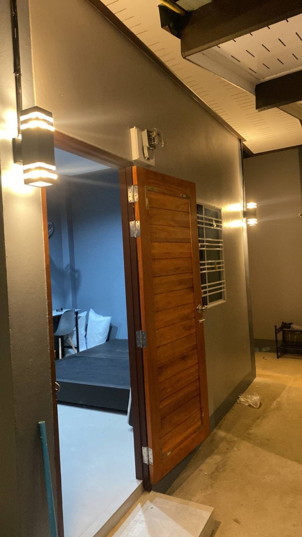 1 Bed Condo — photo 3