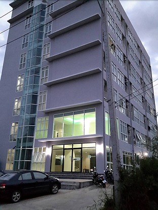1 Bed Condo — photo 1