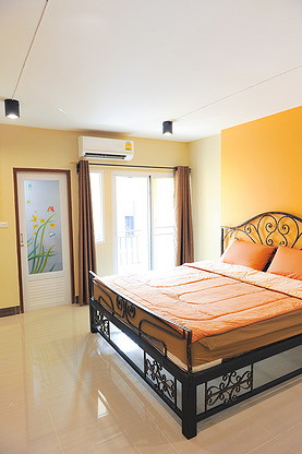 1 Bed Condo · Khan Na Yao, bangkok — photo 3