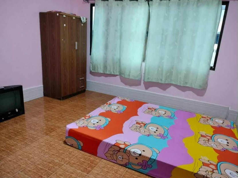 1 Bed Condo — photo 3