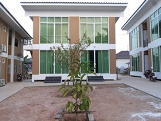 1 Bed Condo — photo 3