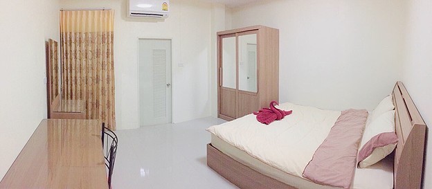 1 Bed Condo — photo 5