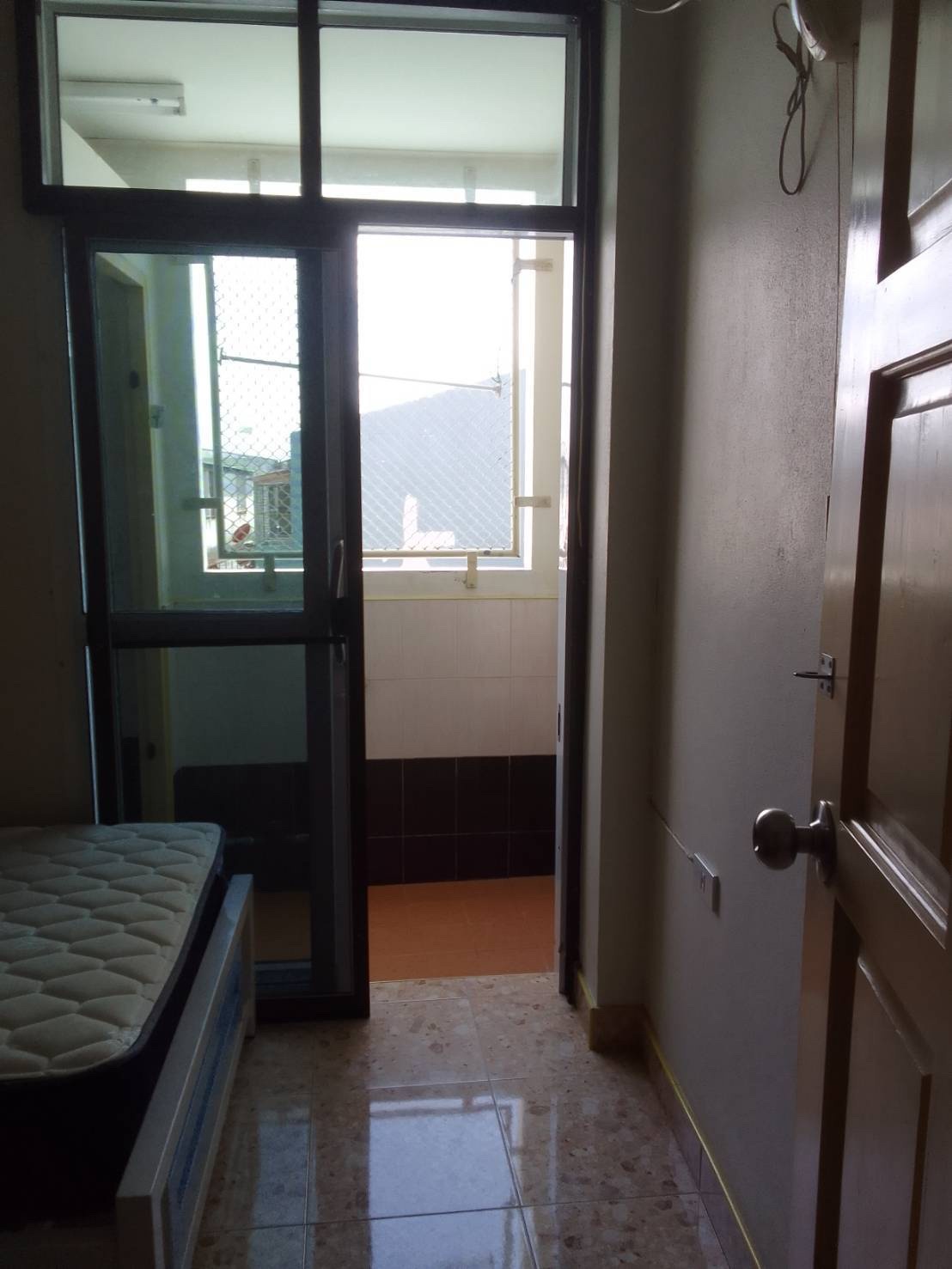 1 Bed Condo — photo 2